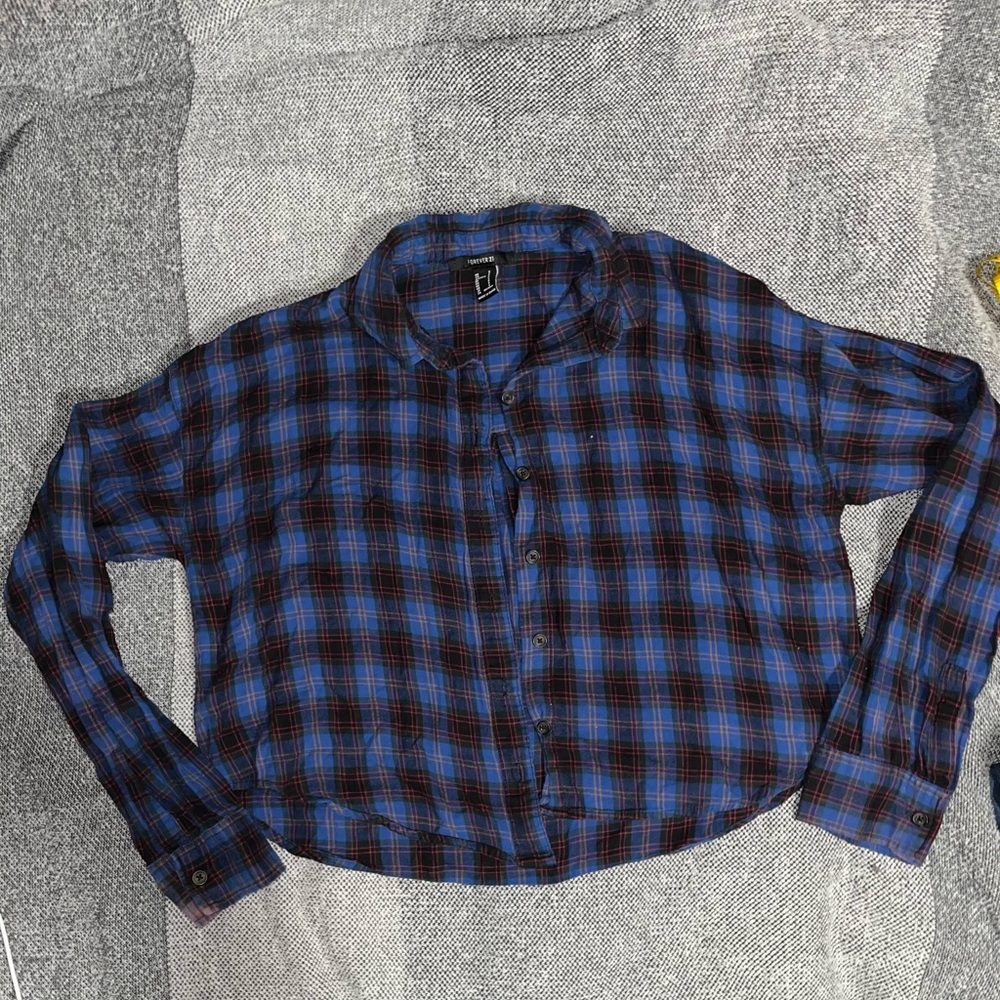 Forever 21 Blue and Black cropped womens shirt